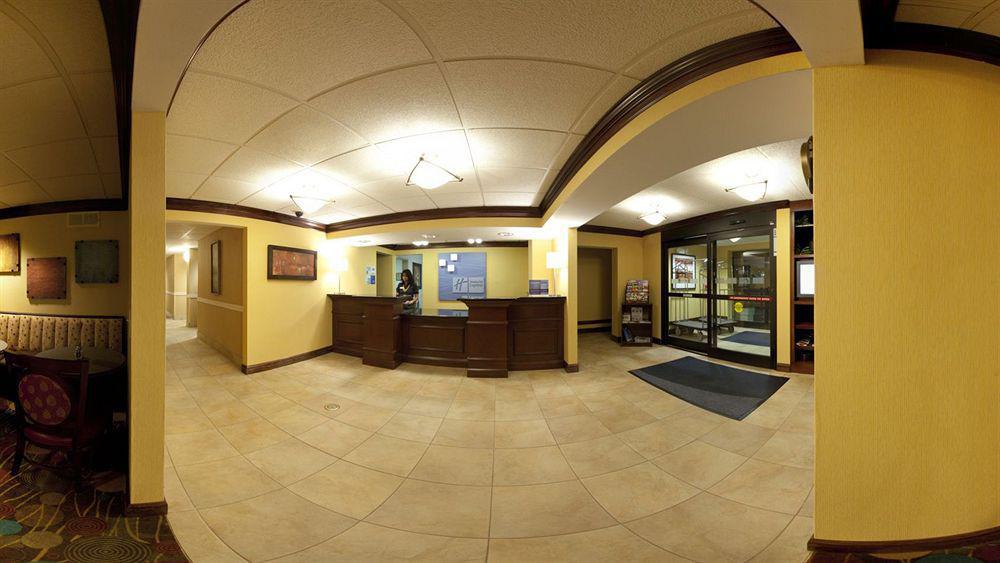 Holiday Inn Express Lynchburg By Ihg Exterior photo