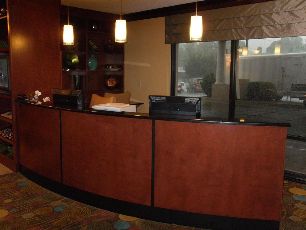Holiday Inn Express Lynchburg By Ihg Interior photo